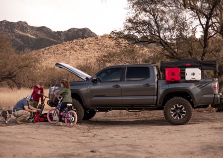 rough-country-fathers-day-gift-guide-upgrades-for-the-dad-who-has-everything-image