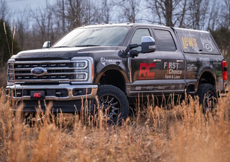 in-the-spotlight-john-garretts-2024-ford-f-250-image