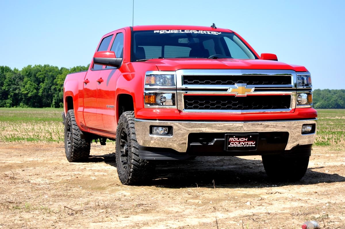2 Inch Leveling Kit | Aluminum | Red | Chevy/GMC 1500 Truck (07-18) SUV (07-20) — view 3