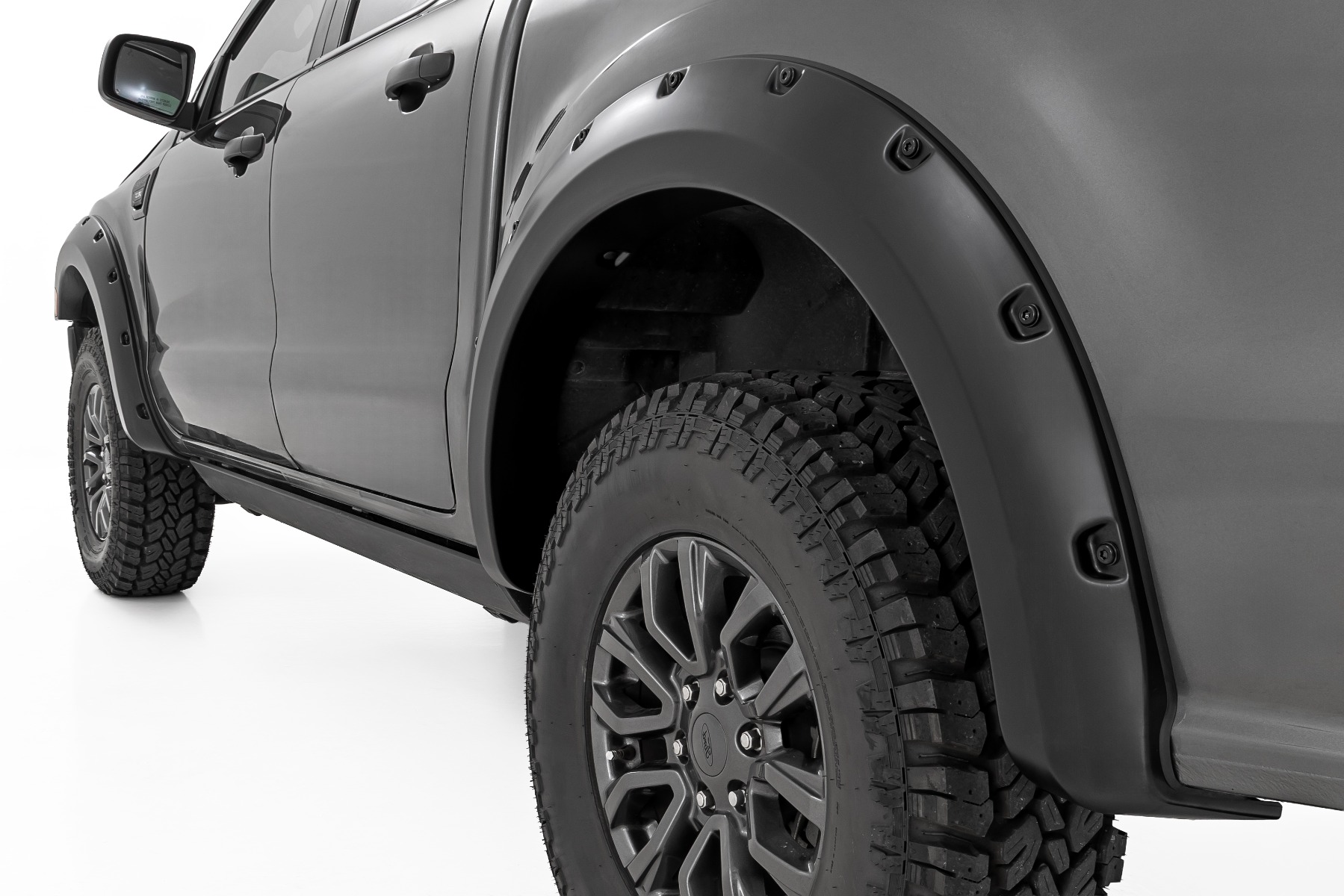 Pocket Fender Flares | UX Ingot Silver | Ford Ranger 2WD/4WD (2019-2023)