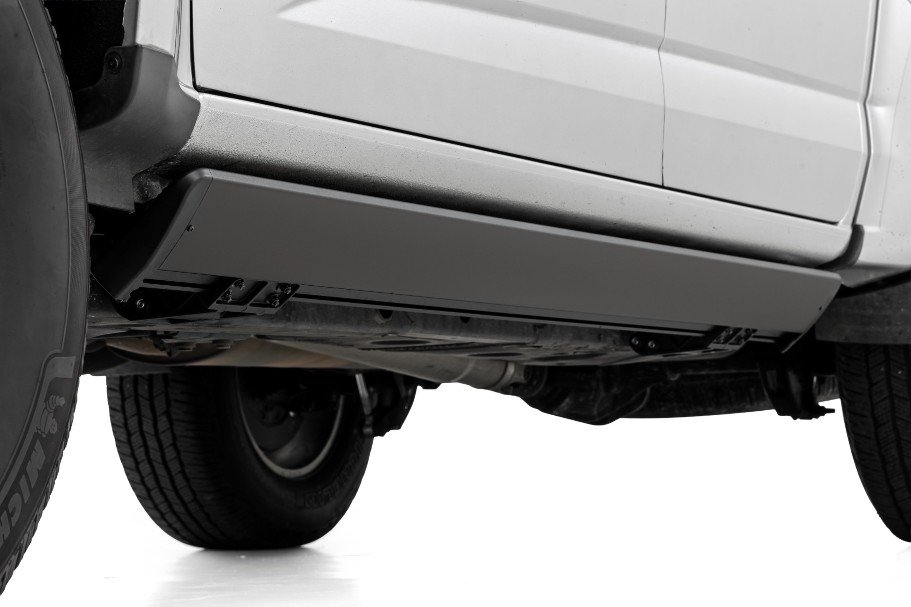 Power Running Boards | HT-Series | Crew Cab | Chevy Colorado/GMC Canyon (2015-2026) view 5