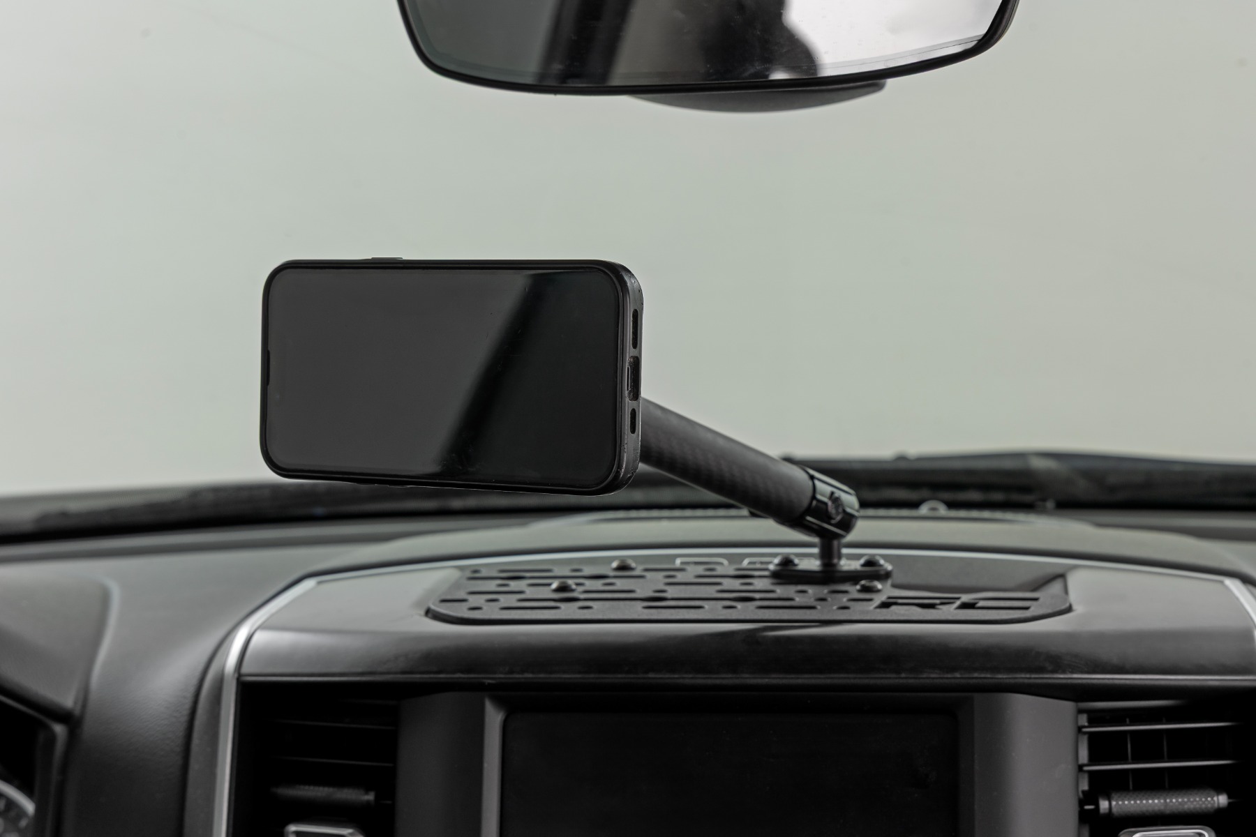 33002 image 2