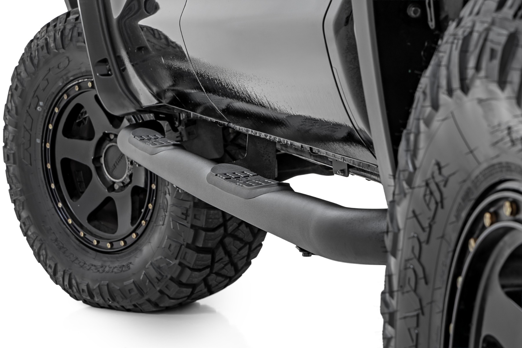 Nerf Steps | 3-Inch Tube | CrewMax | Toyota Tundra 4WD/2WD (2007-2021)