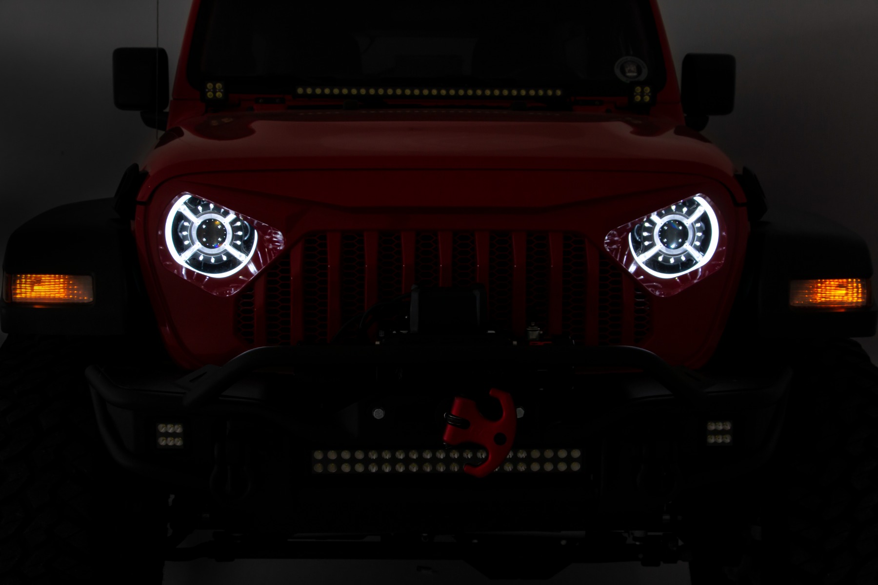 Rough Country 9 Inch DRL Halo LED Headlights | DOT Approved | Jeep Gladiator JT/Wrangler JL (18-26)