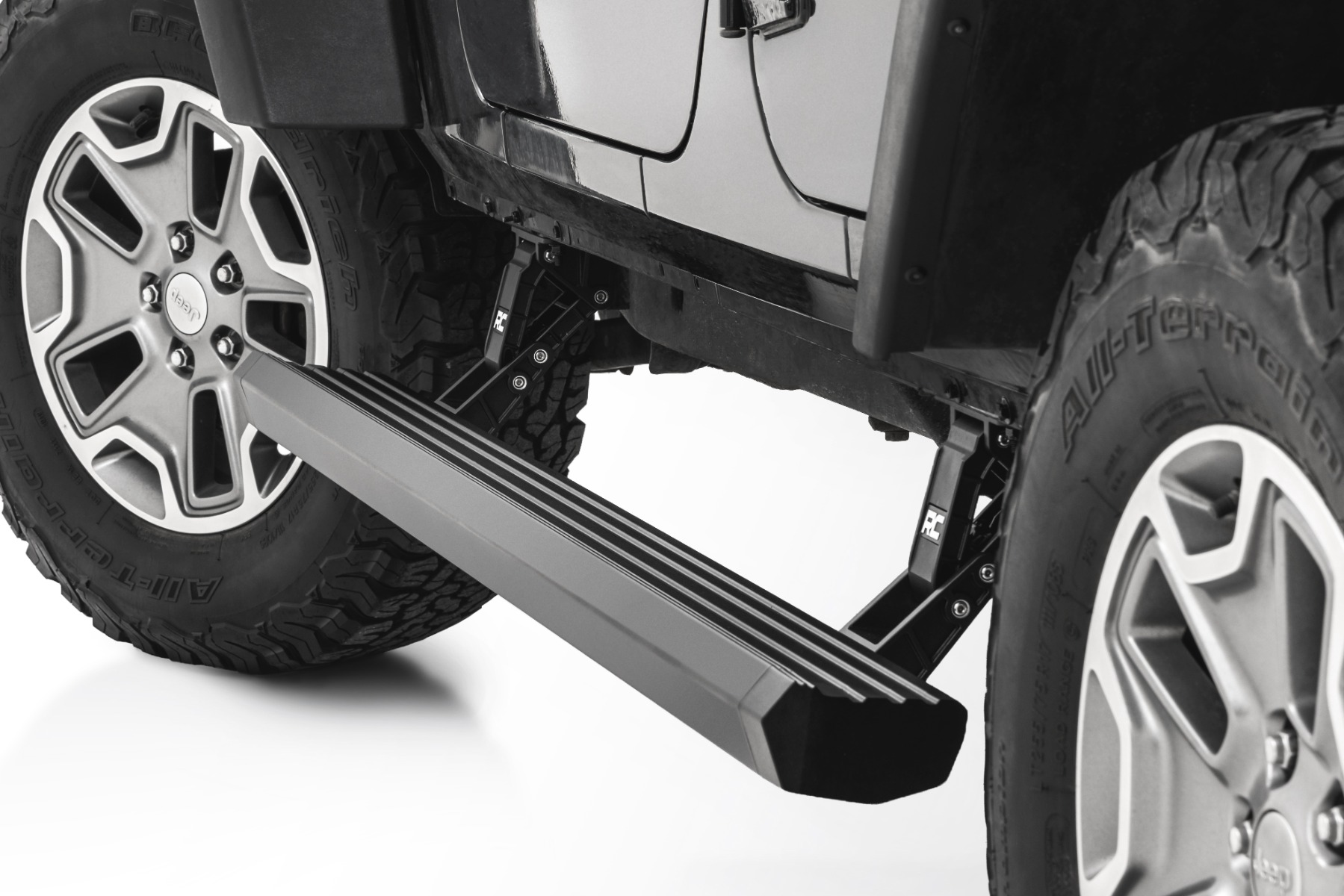 Rough Country Power Running Boards | 4 Door | Jeep Wrangler Unlimited 2WD/4WD (2007-2018)